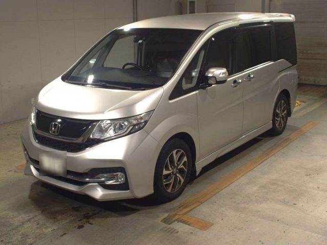 6107 Honda Step wagon RP3 2017 г. (TAA Kyushu)